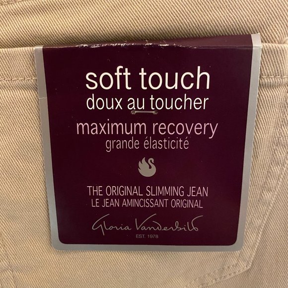 Gloria Vanderbilt Amanda Classic Tapered Jeans - Picture 4 of 6